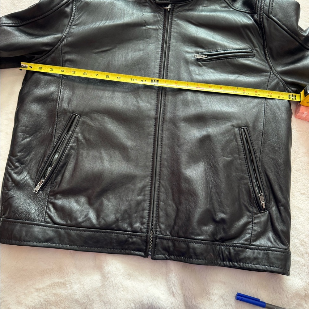 Willson Black Leather Jacket - Picture 14 of 17